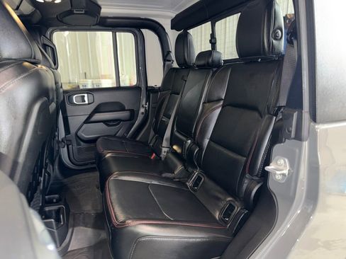 Used 2023 Jeep Gladiator Rubicon w/ LED Lighting Group image 14