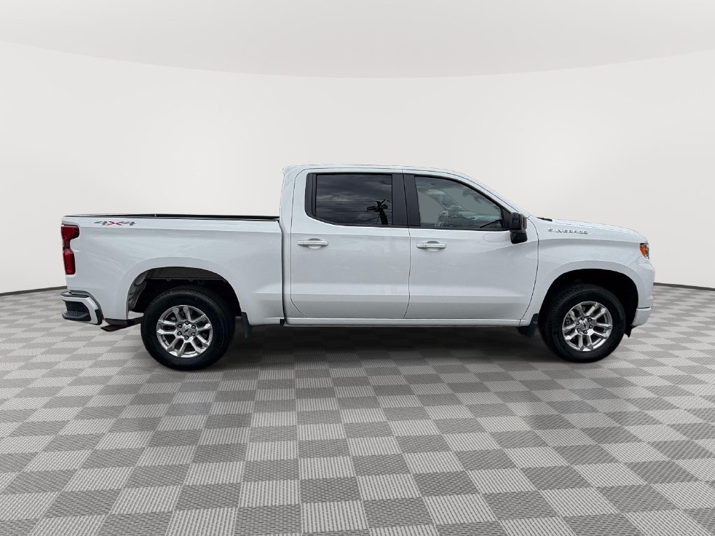 Used 2026 Chevrolet Silverado 1500 RST AWD/4WD image 2