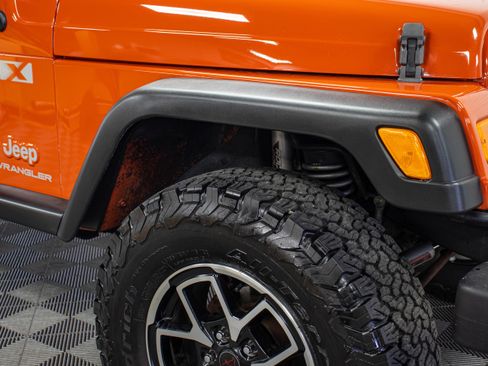 Used 2006 Jeep Wrangler X AWD/4WD image 12
