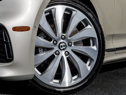 New 2026 Bentley Continental GTC image 2