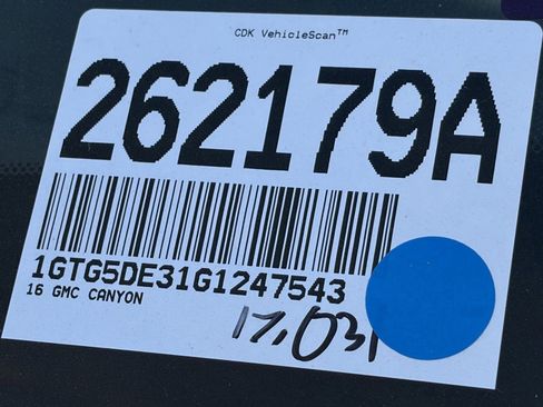 Certified 2016 GMC Canyon SLT w/ Driver Alert Package RWD image 34