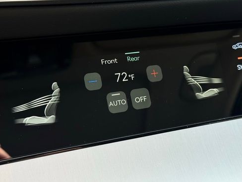 New 2026 Genesis GV70 2.5T Select AWD/4WD image 34