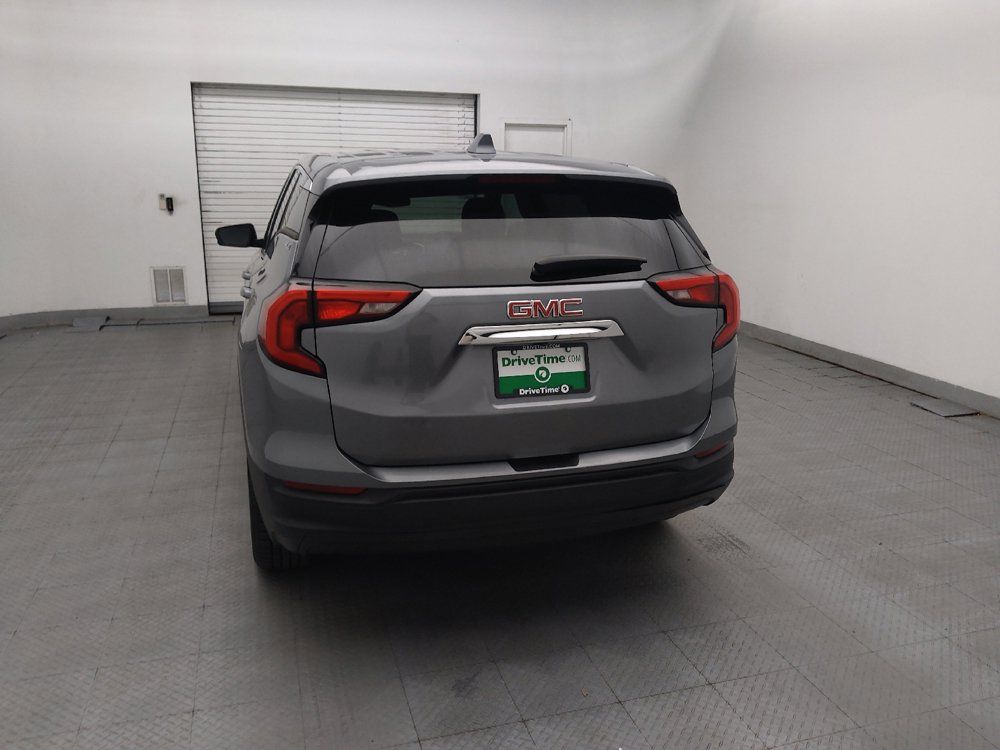 Used 2020 GMC Terrain SLE w/ LPO, Floor Liner Package FWD image 6
