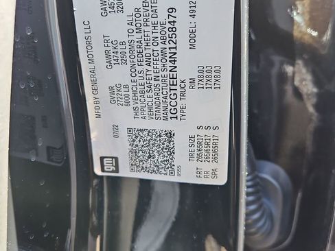 Used 2022 Chevrolet Colorado ZR2 w/ Colorado ZR2 Bison Edition AWD/4WD image 30