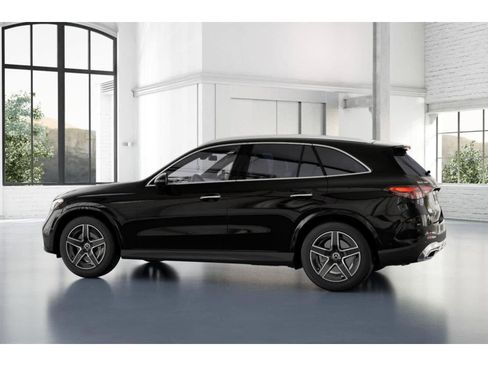 Used 2026 Mercedes-Benz GLC 300 image 31