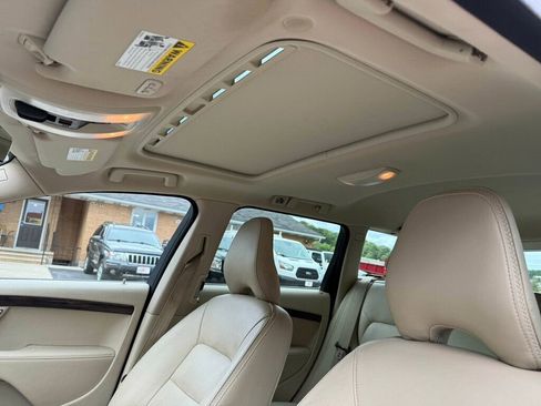 Used 2016 Volvo XC70 T5 Premier w/ Proximity Package image 25