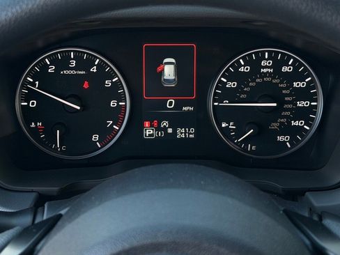 Used 2025 Subaru Crosstrek 2.0i Premium image 14