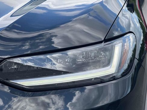 Certified 2025 Honda HR-V Sport image 10