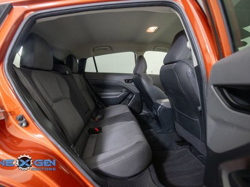 Used 2024 Subaru Crosstrek 2.0i Premium AWD/4WD image 31