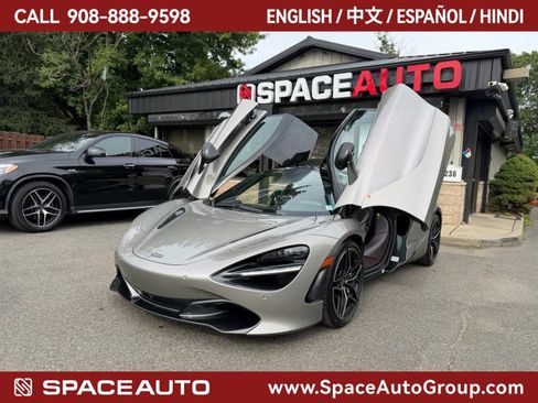 Used 2018 McLaren 720S image 1