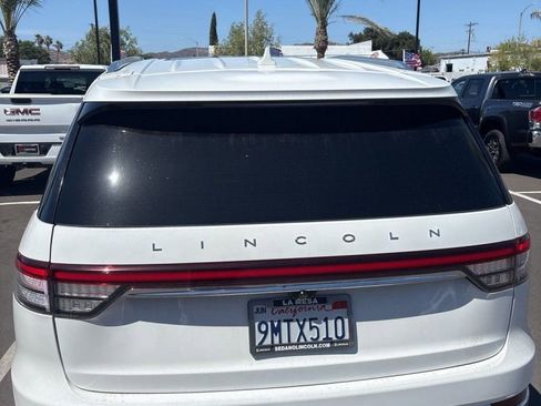 Used 2024 Lincoln Aviator Reserve AWD/4WD image 12