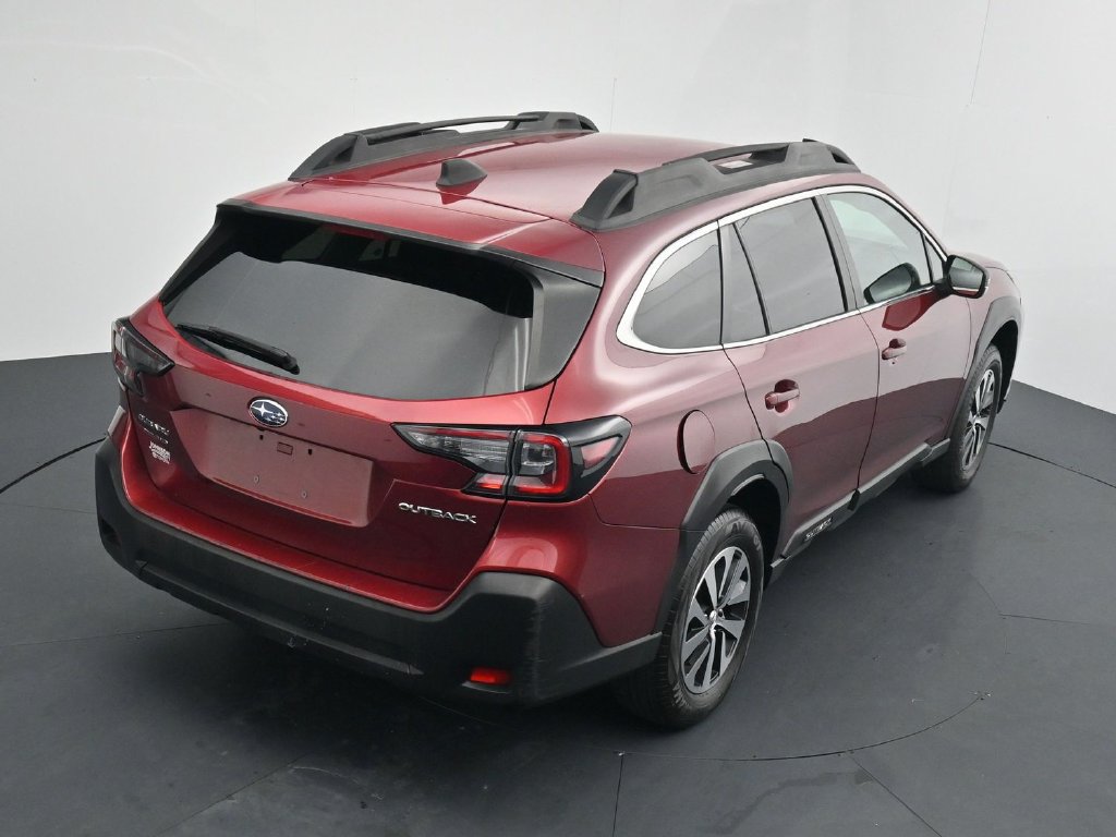 Used 2024 Subaru Outback Premium AWD/4WD image 29