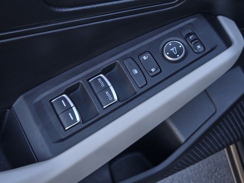 Used 2025 Honda Accord LX image 10