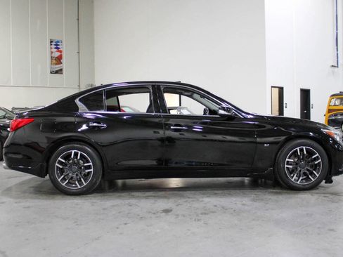 Used 2015 INFINITI Q50 2.0t w/ Moonroof Package image 7