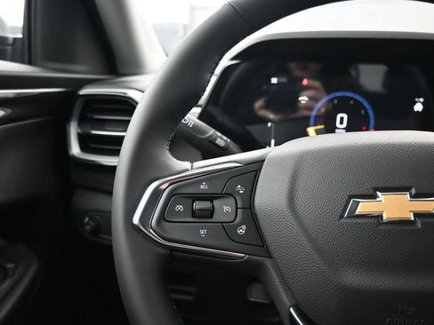 New 2026 Chevrolet TrailBlazer LT w/ Convenience Package image 15