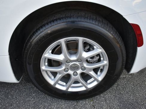 Used 2022 Chrysler Pacifica Touring-L FWD image 34