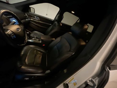 Used 2017 Ford Explorer Sport w/ Equipment Group 401A image 11