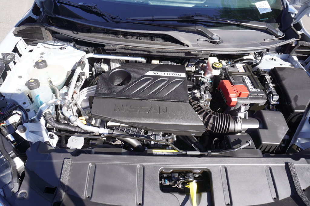 Certified 2025 Nissan Rogue SV FWD image 7