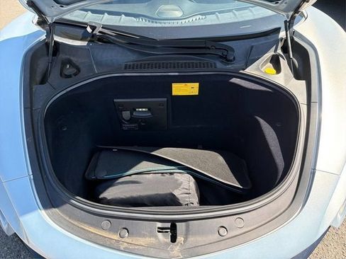 Used 2023 McLaren Artura RWD image 19