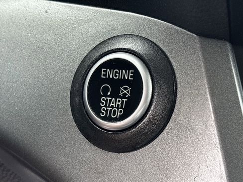 Used 2019 Ford Escape SE image 29