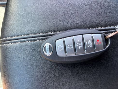 Used 2025 Nissan Altima 2.5 SV FWD image 24