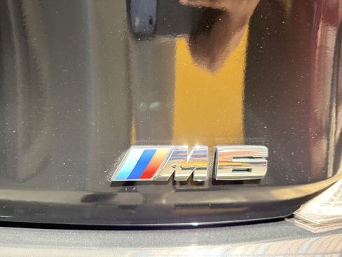 Used 2007 BMW M6 Convertible RWD image 22
