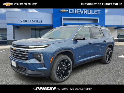 New 2026 Chevrolet Traverse LT FWD image 1