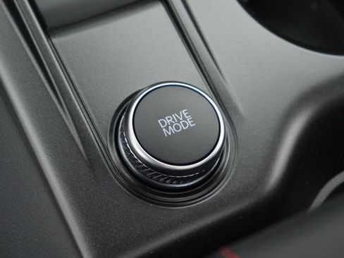 New 2026 Ford Explorer ST-Line w/ ST-Line Street Pack image 18