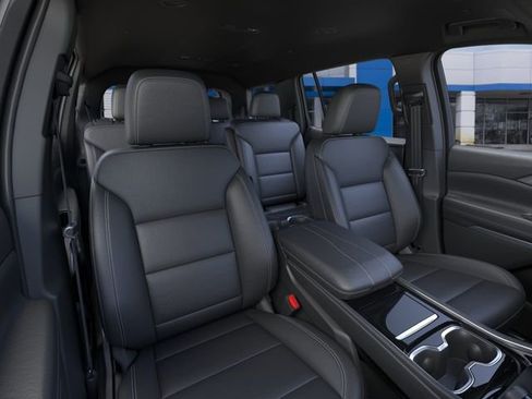 New 2026 Chevrolet Traverse LT image 16