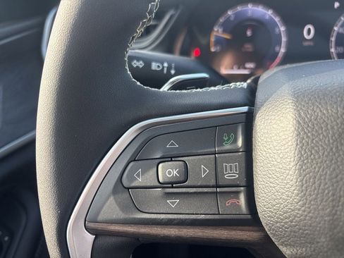 New 2026 Jeep Grand Cherokee L Limited AWD/4WD image 16