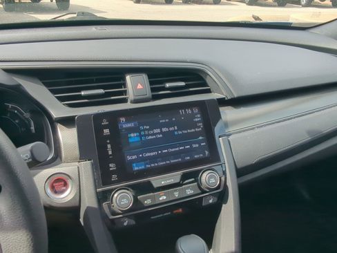 Used 2018 Honda Civic EX image 19