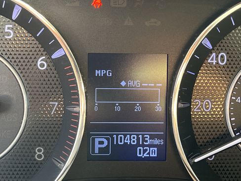 Used 2018 Nissan Armada SL w/ Premium Package image 19