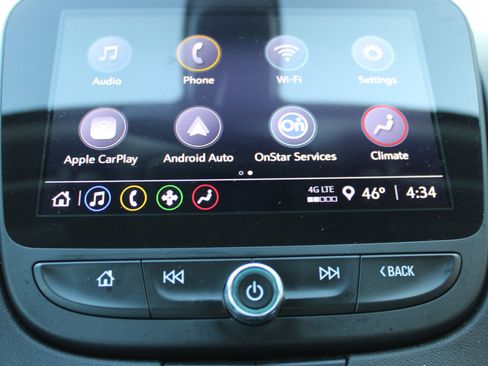 Used 2022 Chevrolet Malibu LT image 28