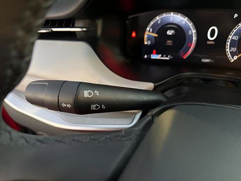 Used 2025 Jeep Compass Limited w/ Elite Group image 31