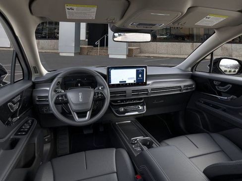 New 2026 Lincoln Corsair Premiere AWD/4WD image 9