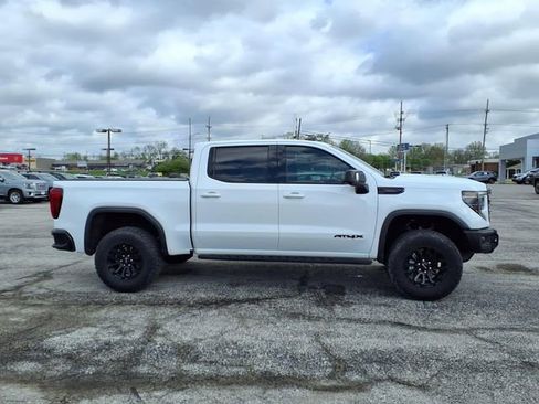 Used 2023 GMC Sierra 1500 AT4X AWD/4WD image 14