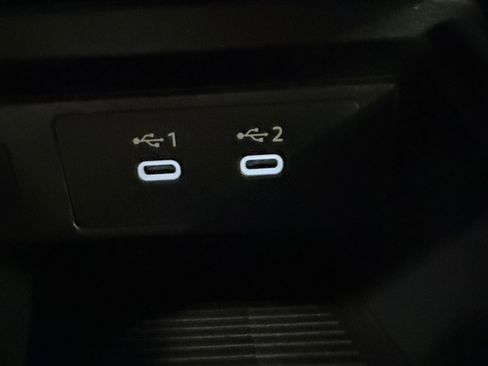 Used 2025 Nissan Kicks SR image 20