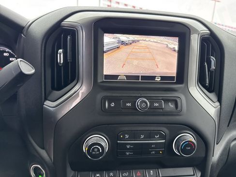 Used 2023 Chevrolet Silverado 1500 Custom image 24