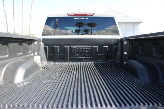 Used 2021 Chevrolet Silverado 2500 LT w/ Fleet Comfort Package AWD/4WD image 10