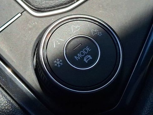 Used 2022 Volkswagen Tiguan SE R-Line AWD/4WD image 23