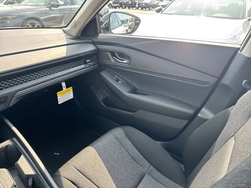 New 2026 Honda Accord SE image 10