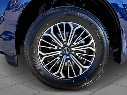 New 2026 Nissan Armada Platinum image 11