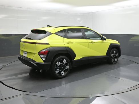 Used 2025 Hyundai Kona SEL FWD image 8