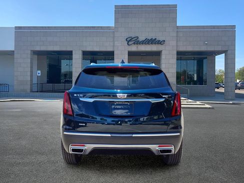New 2026 Cadillac XT5 Premium Luxury w/ LPO, Floor Liner Package AWD/4WD image 5
