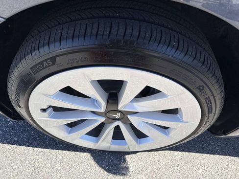 Used 2022 Tesla Model 3 image 12