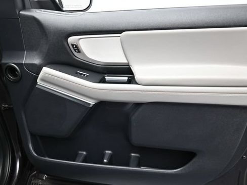 Certified 2025 Ford Expedition Active AWD/4WD image 35