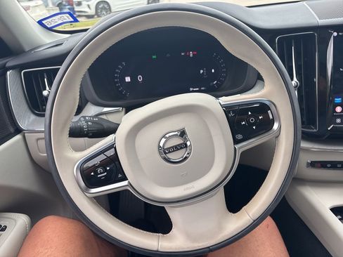 Certified 2024 Volvo XC60 B5 Plus w/ Protection Package Premier image 26