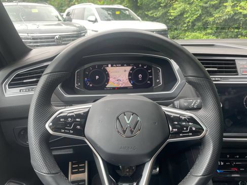 Used 2024 Volkswagen Tiguan SEL R-Line AWD/4WD image 11