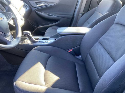 Used 2024 Chevrolet Malibu LT image 25