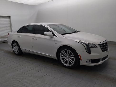 Used 2018 Cadillac XTS Luxury image 11